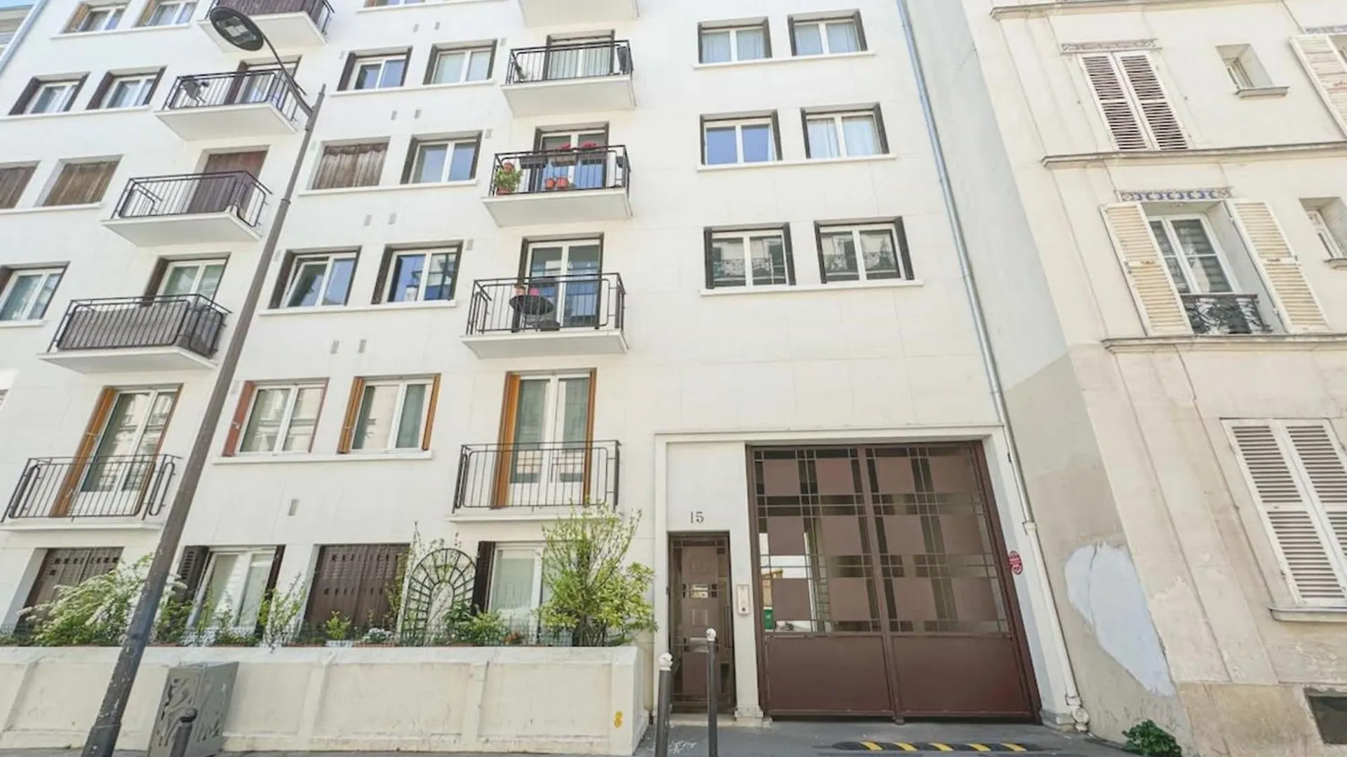 Flexliving - Whole Flat - Friant Appartement Parijs